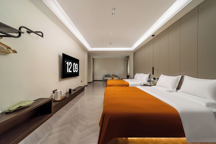Imagen de la habitación del Hotel The Naxi Hereditary Courtyard - Chinese Nature\'s Design Retreat - Free Pick-up from Airport for 3 N. Foto 4
