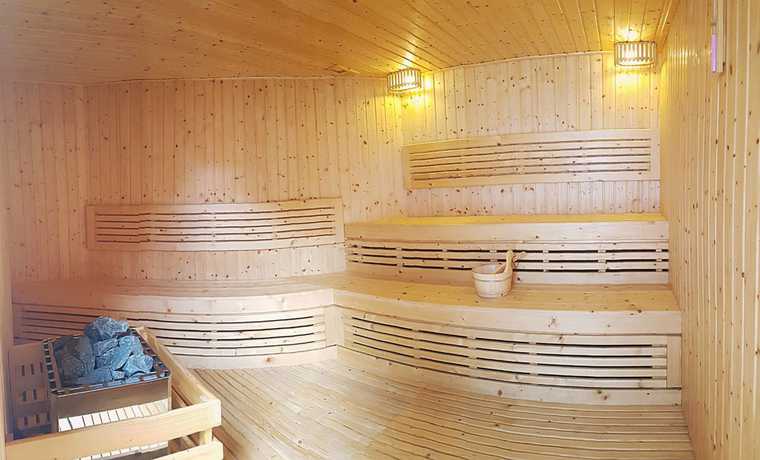 Imagen de los interiores del Hotel The Near Residence - Sriracha. Foto 11