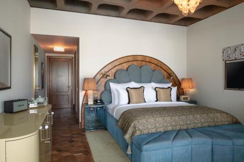 Imagen de la habitación del Hotel The Ned Doha. Foto 13