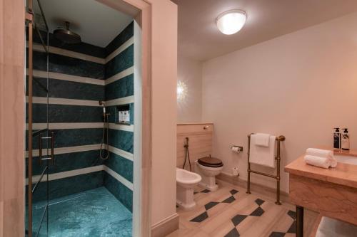 Imagen de la habitación del Hotel The Ned Doha. Foto 15