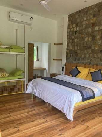 Imagen general del Hotel The Needam Resort Maldevta. Foto 10