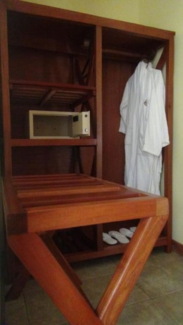 Imagen de la habitación del Hotel The Nelion. Foto 13