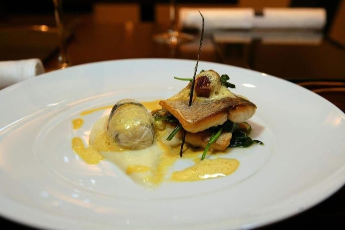 Imagen del bar/restaurante del Hotel The New County, Perth . Foto 6