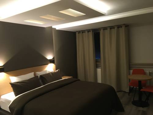 Imagen de la habitación del Hotel The New Fox. Foto 14