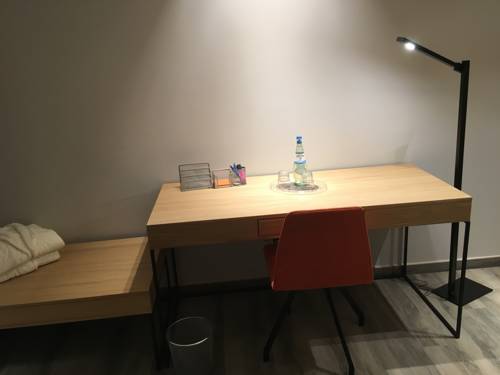 Imagen de la habitación del Hotel The New Fox. Foto 15