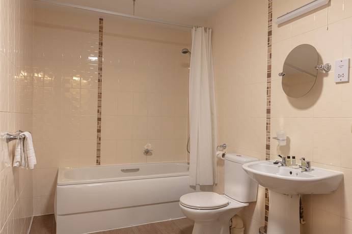 Imagen de la habitación del Hotel The New Inn, Gloucester y alrededores. Foto 11