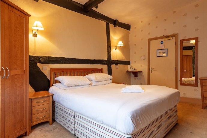 Imagen de la habitación del Hotel The New Inn, Gloucester y alrededores. Foto 19
