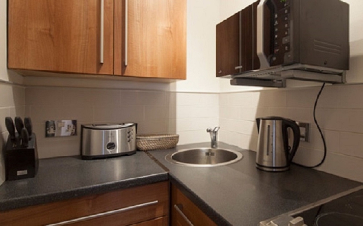 Imagen de la habitación del Hotel The New London Carlton and Service Apartments. Foto 7