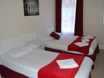 Imagen de la habitación del Hotel The New Oxford. Foto 8