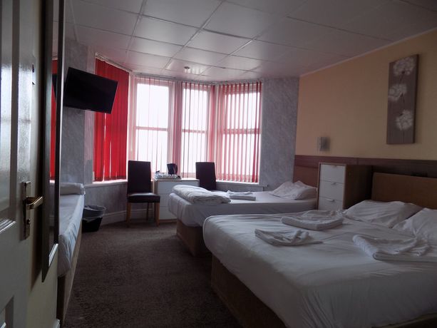 Imagen de la habitación del Hotel The New Royal Windsor. Foto 12