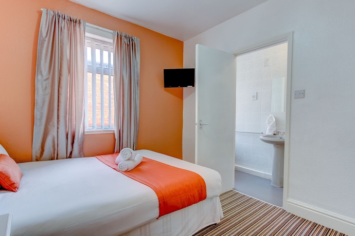 Imagen de la habitación del Hotel The New Sandringham Court. Foto 9