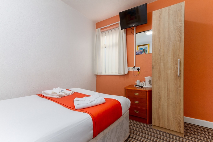 Imagen de la habitación del Hotel The New Sandringham Court. Foto 10