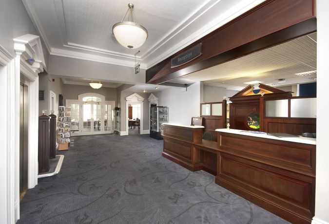 Imagen de los exteriores del Hotel The New Southlands. Foto 11