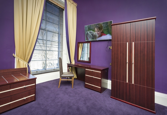 Imagen de la habitación del Hotel The New Town. Foto 15