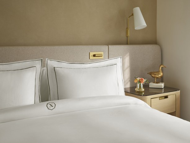 Imagen de la habitación del Hotel The Newbury Boston. Foto 13