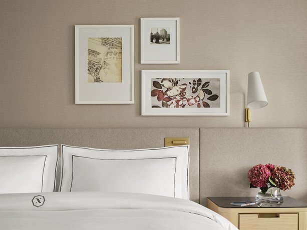 Imagen de la habitación del Hotel The Newbury Boston. Foto 14