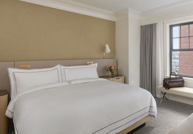Imagen de la habitación del Hotel The Newbury Boston. Foto 17