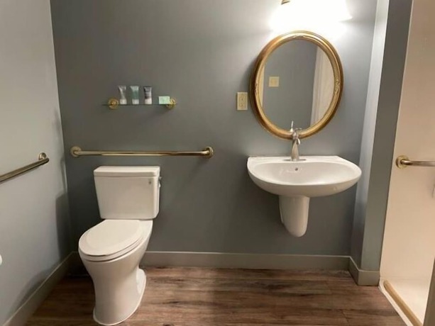 Imagen de la habitación del Hotel The Newport Harbor And Marina. Foto 10