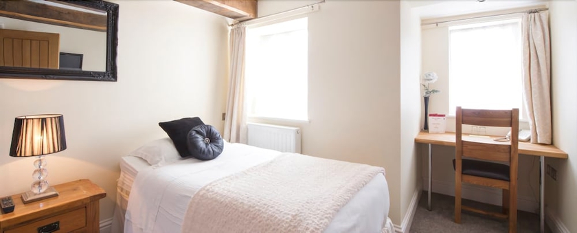 Imagen de la habitación del Hotel The Newtown House. Foto 2