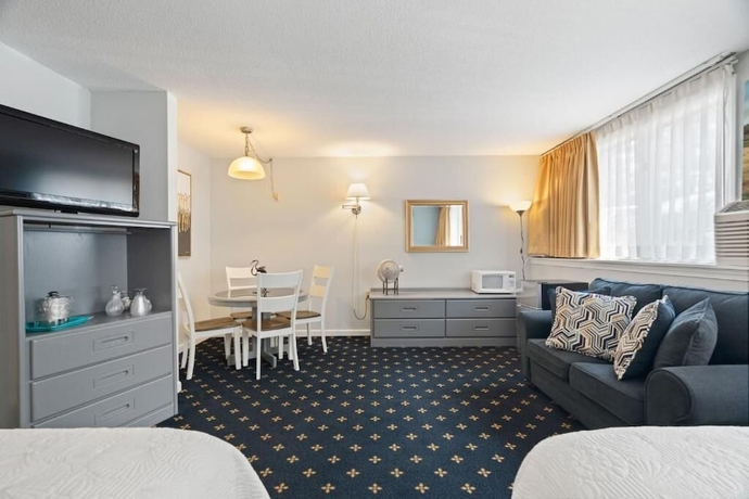 Imagen de la habitación del Hotel The Niantic Inn. Foto 5