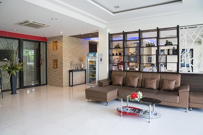 Imagen de los interiores del Hotel The Nice. Foto 18