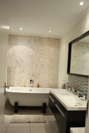 Imagen de la habitación del Hotel The Nicol Hotel And Apartments. Foto 6