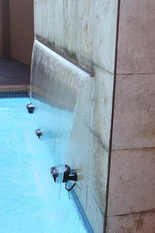 Imagen de la piscina del Hotel The Nicol Hotel And Apartments. Foto 13