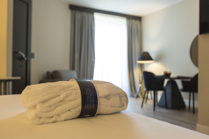 Imagen de la habitación del Hotel The Nicolaus. Foto 15