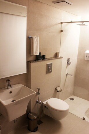 Imagen de la habitación del Hotel The Nilaya. Foto 24