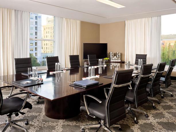 Imagen de los interiores del Hotel The Nines, A Luxury Collection , Portland. Foto 17