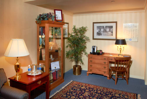 Imagen de la habitación del Hotel The Nittany Lion Inn. Foto 8