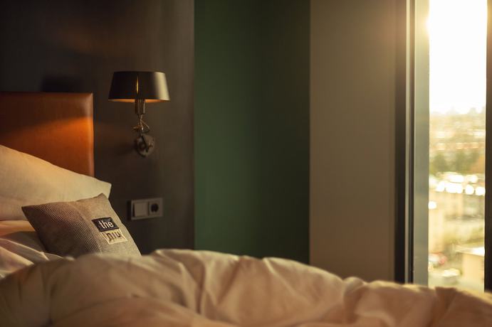 Imagen de la habitación del Hotel The Niu Fender. Foto 17