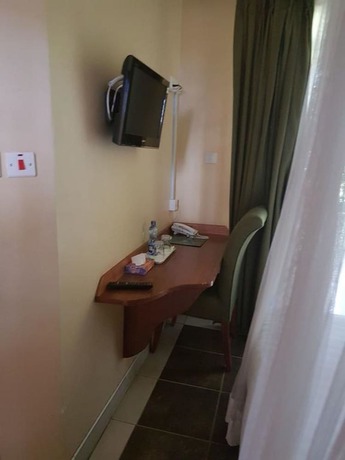 Imagen de la habitación del Hotel The Noble And Conference Center. Foto 5