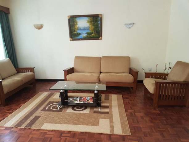 Imagen de los interiores del Hotel The Noble And Conference Center. Foto 20