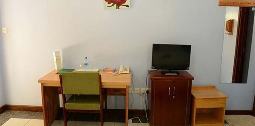 Imagen de la habitación del Hotel The Noble And Conference Center. Foto 17