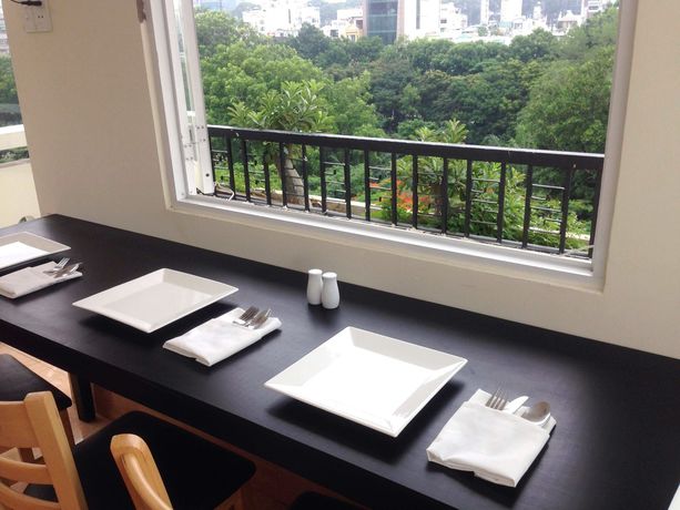 Imagen de los exteriores del Hotel The Noble Swan Wood Park. Foto 14