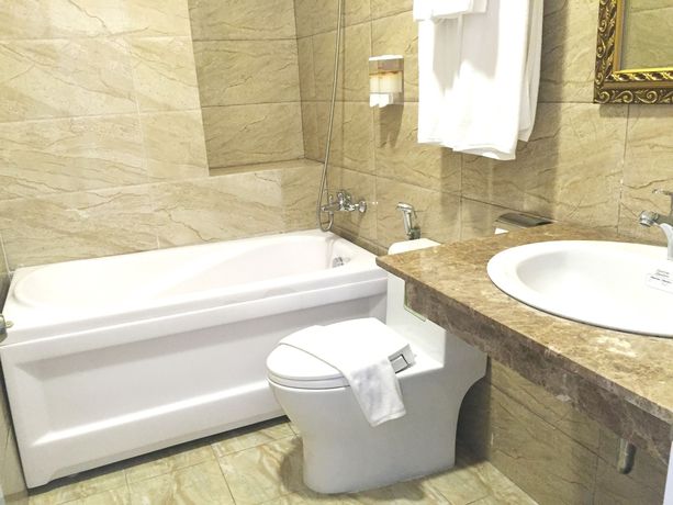 Imagen de la habitación del Hotel The Noble Swan Wood Park. Foto 11