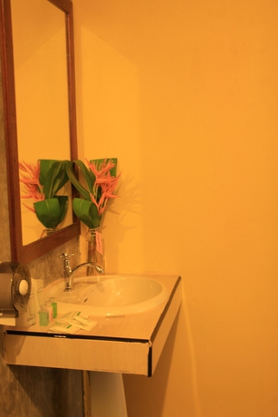 Imagen de la habitación del Hotel The Noi Guesthouse Koh Lipe. Foto 10