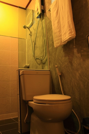 Imagen de la habitación del Hotel The Noi Guesthouse Koh Lipe. Foto 12