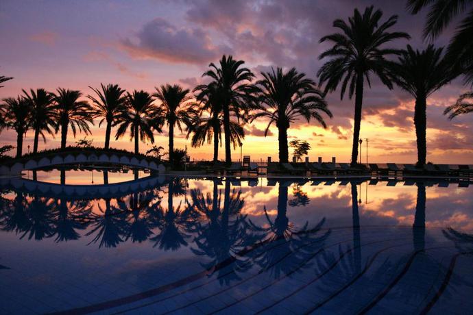 Imagen de la piscina del Hotel The Norm Oriental Kemer. Foto 16
