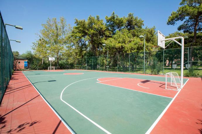 Imagen de los exteriores del Hotel The Norm Oriental Kemer. Foto 8