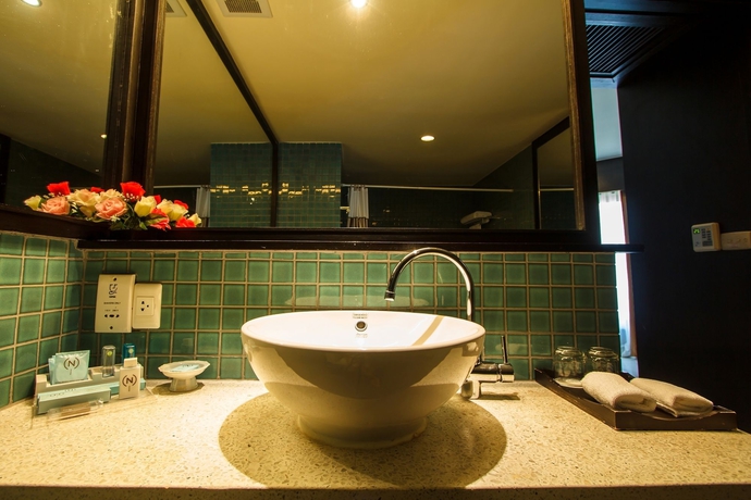 Imagen de la habitación del Hotel The Nouveau Chumphon Beach Resort And Golf. Foto 5