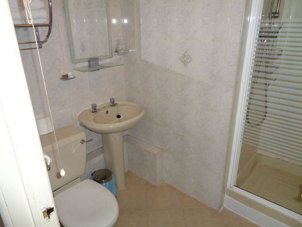 Imagen de la habitación del Hotel The Novello. Foto 3