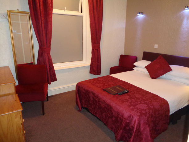 Imagen de la habitación del Hotel The Novello. Foto 8