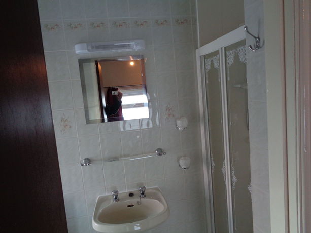 Imagen de la habitación del Hotel The Novello. Foto 11