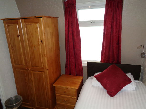 Imagen de la habitación del Hotel The Novello. Foto 13