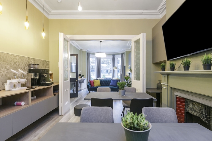 Imagen de los interiores del Hotel The Number 11 By The Warren Collection. Foto 15