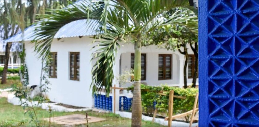 Imagen de los exteriores del Hotel The Nungwi Inn. Foto 16