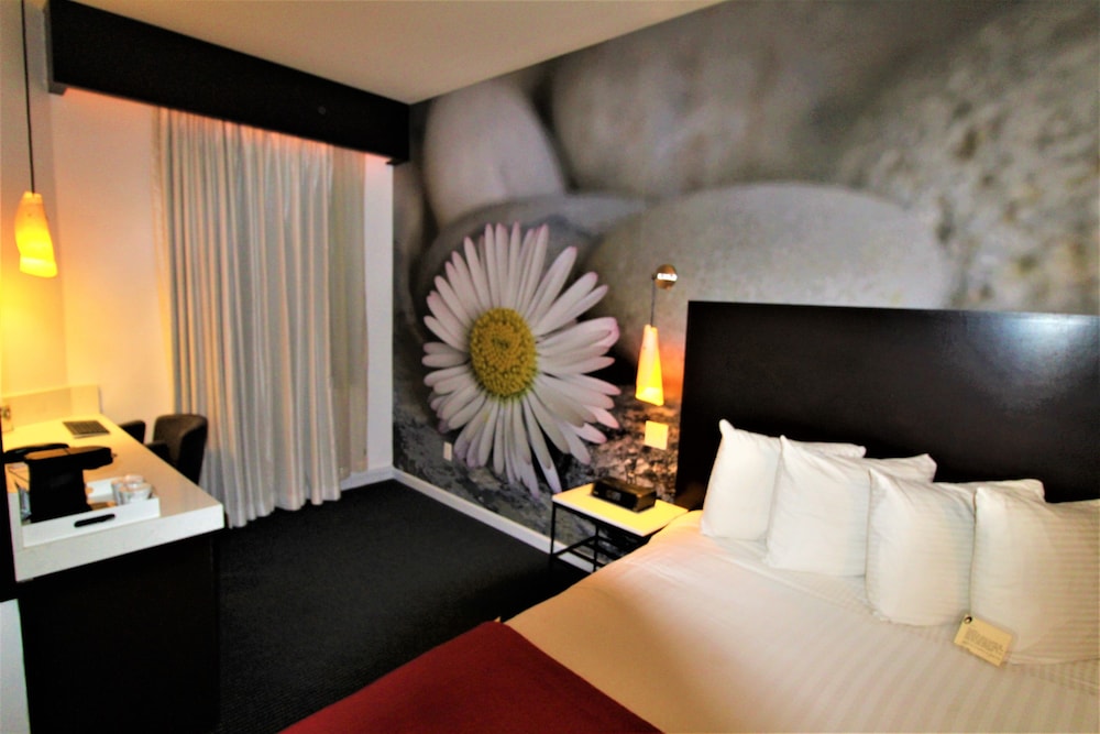 Imagen de la habitación del Hotel The O Hotel, Trademark Collection by Wyndham. Foto 8