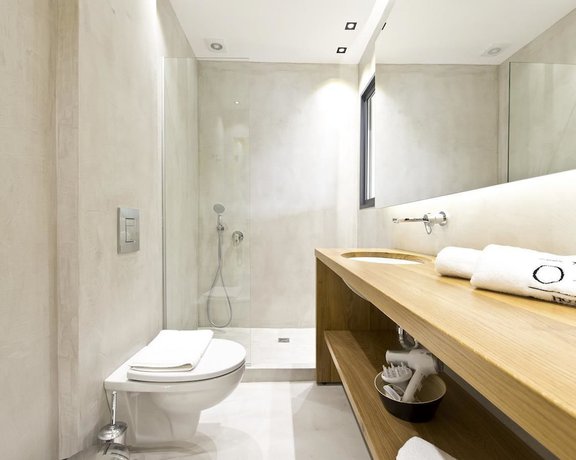 Imagen de la habitación del Hotel The OAK Keramoti. Foto 5